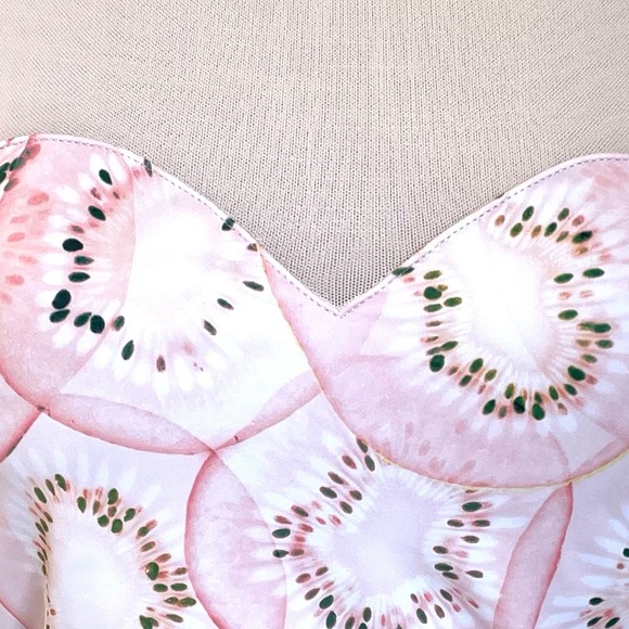 Kortni Jeane Pink Kiwi Sweetheart Neck With Mesh Tankini Swim Top - Picture 2 of 12